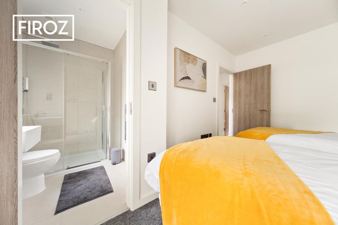 Spacious 4 Bedroom 3 Bath House For Families & Contractors With Free Parking, Fast Wi-Fi & Netflix By Firoz Property Management Leeds  Exterior photo