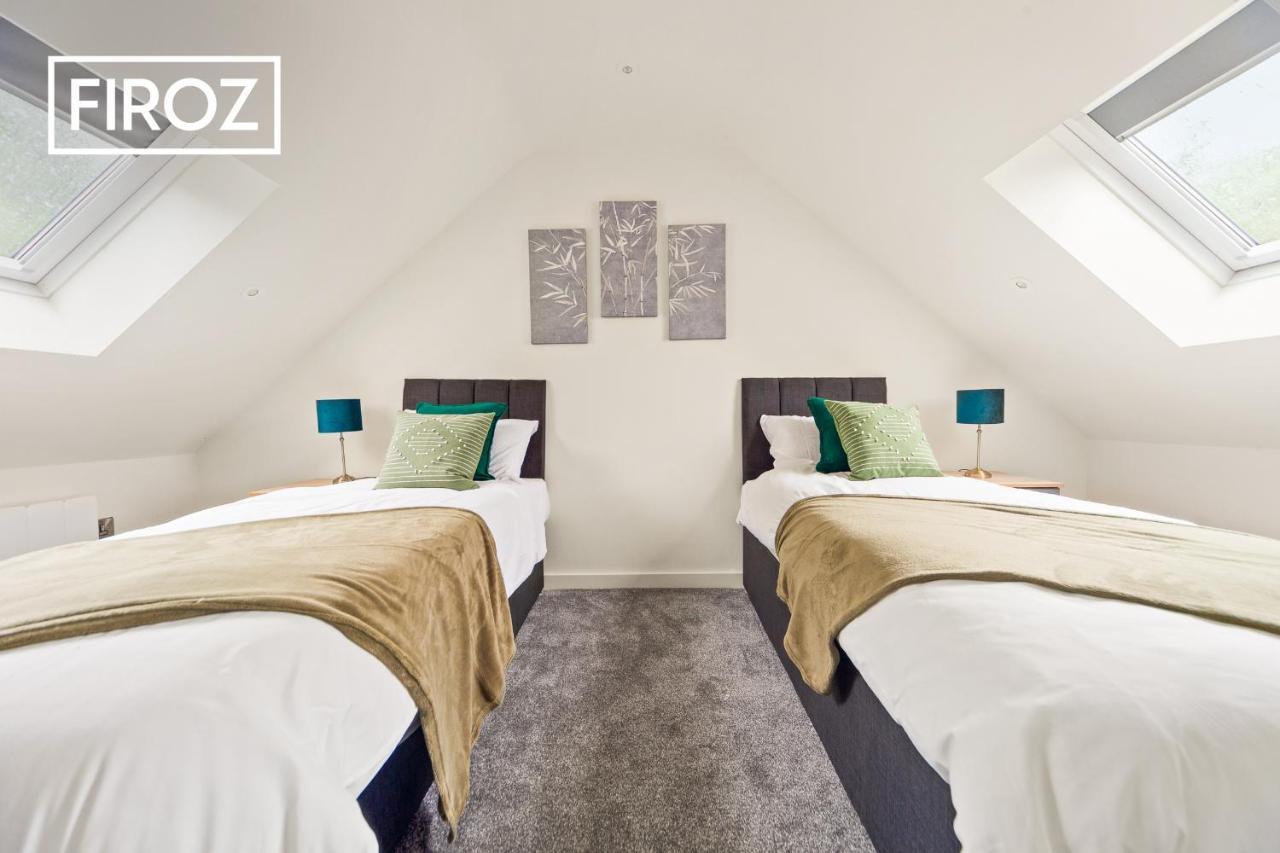 Spacious 4 Bedroom 3 Bath House For Families & Contractors With Free Parking, Fast Wi-Fi & Netflix By Firoz Property Management Leeds  Exterior photo
